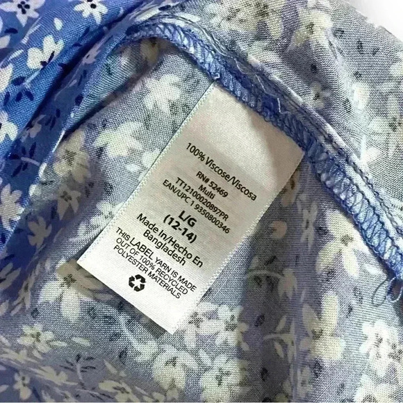 Sky Blue With White floral Graphics Top Large Viscose NWOT - Picture 7 of 7